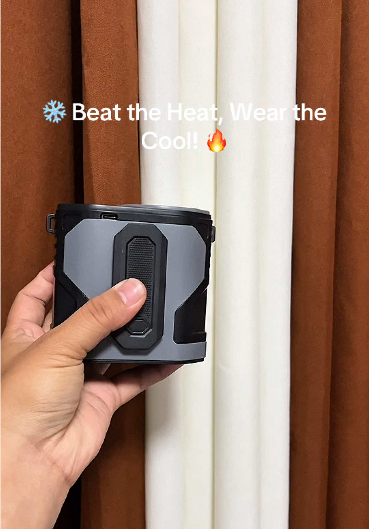 Stay fresh anywhere with the ZOLURA 3-in-1 Waist Fan – portable, powerful, and perfect for hot days! 🌬️💨 No more sweat, just pure chill vibes. ✨👌 #CoolOnTheGo #BeatTheHeat #PortableAC #StayFreshAnywhere #WaistFanPower   