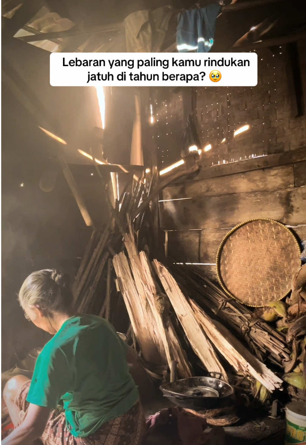 Bayangkan kamu terbangun di tahun itu… 🥹✨ Lebaran yang paling kamu rindukan, jatuh di tahun berapa? - #banjarnegarareels #nostalgia #ramadhan #ramadhan2026 #momenlebaran 