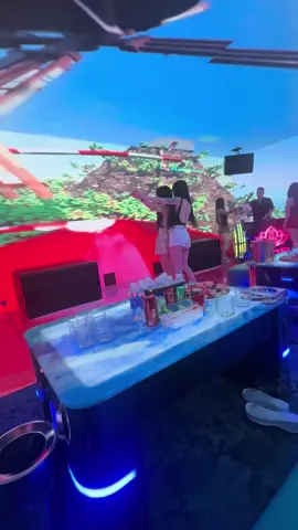 Vip 222 6D HaojiangKTV