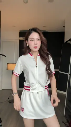 Mặc lên sang hẳn con người kk#nnqa208 