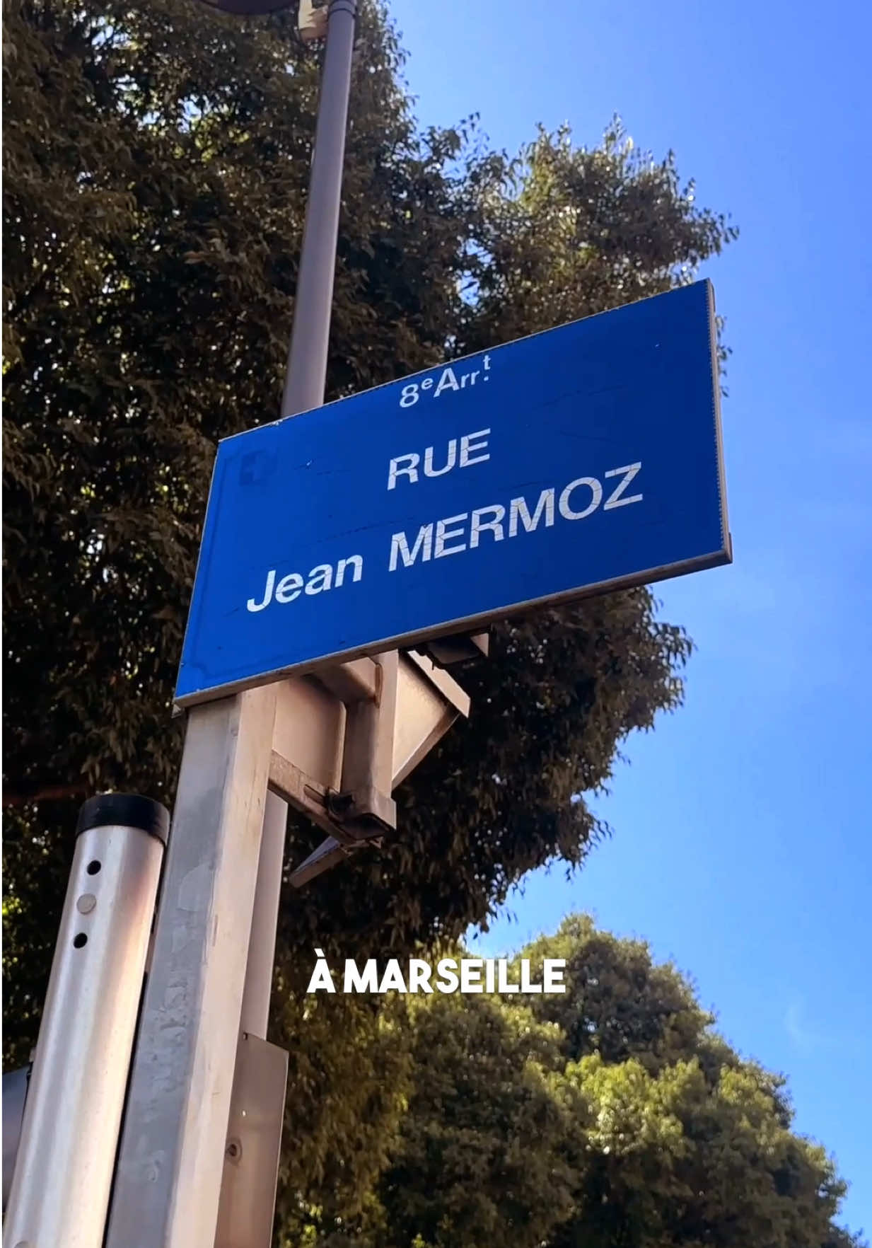 Dimension arrive à Marseille ! ☀️ La plus grande boutique de luxe ouvre ses portes ce samedi 13 septembre à partir de 10h30 ! 🔥 Les marseillais on vous attend nombreux et nombreuses ! 📍180 rue Jean Mermoz, 13008 Marseille 📆 Samedi 13 septembre ⏰ 10H30 #sneakers #marseille #luxe #opening #jul 