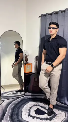“Kalau mau tampil rapi  tanpa ribet ini  jawabannya. Polo chinos outfit serbaguna  buat segala acara bisa cek di  keranjang kuning” Biar makin ganteng maksimal 🔥🔥