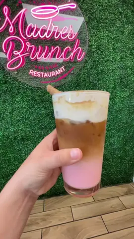 Wow!!! 💗  This Place was delicious!! This whole place was a vibe! Check out their menu to see all the delicious items and options they have. Located in Los Angeles  @Madresbrunch  #madresbrunch #losangelesbrunch #losangelesfood #foodtiktok #foodreview 
