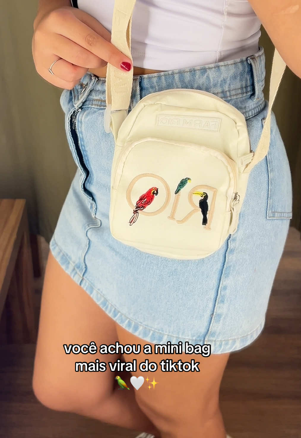 ela é maravilhosa 🤍🦜 #mulherdepreso🔓🕊👫💍 #tiktokshop #fy #minibags 