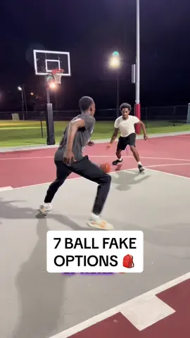 add these ball fakes asap!! #fyp #basketball #basketballtiktok #basketballmoves 