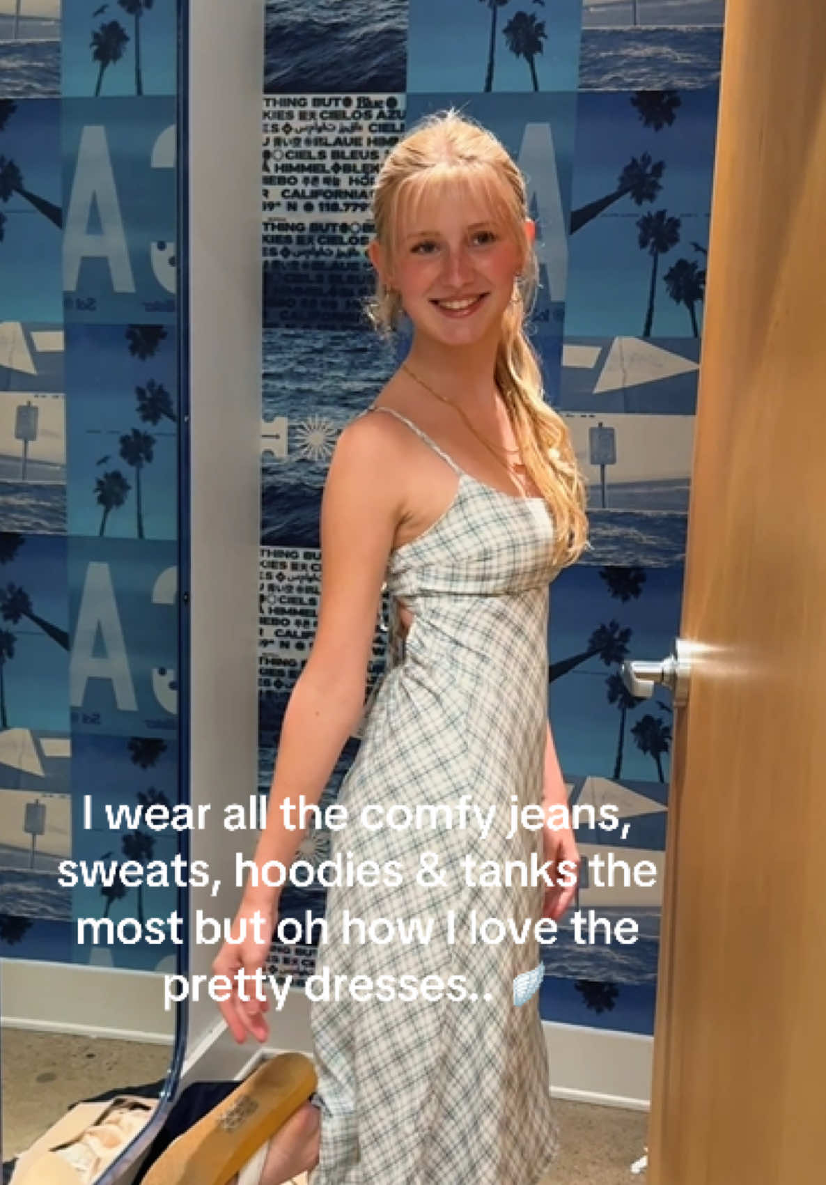 oh @hollister you have the cutest dresses..🤍  #hollisterpartner #hollister #hollisterco #relatable #dresses 