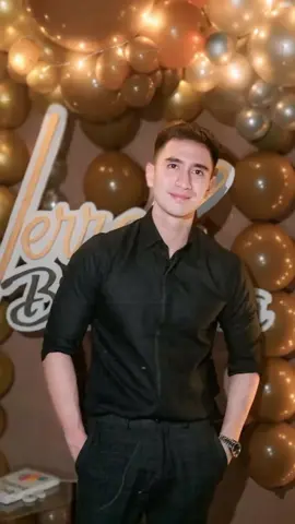 Laki laki baik sekarang bertambah angka umur dari28 menjadi 29🥰😘  #bramastavrl #verrelbramasta #vbcommunity #fyp 