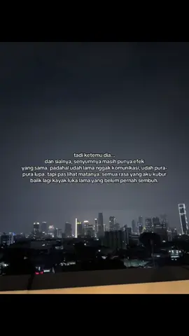 #fyp #fypシ゚viral🖤tiktok #sad #xyzbca #fyppppppppppp #sadvibes #nangis #sadvibes🥀  #r #masukfyp #moveon #galaustory #galaubrutal #kangen #backtofriends 
