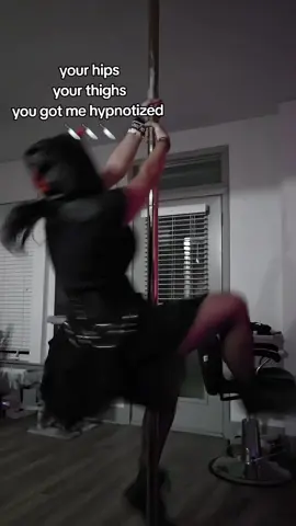 I be spinning lol #fyp #goth #gothgirl #Ghostface #masktok 