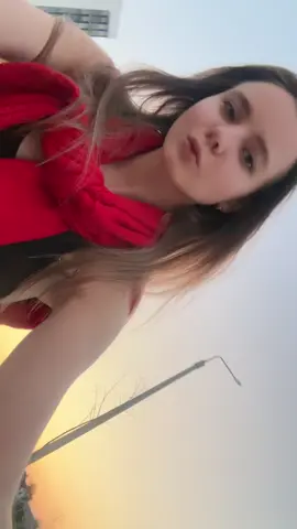 Ride time 🚴‍♀️🤍 #stream #bicycle #qatar #dubai #saudiarabia  