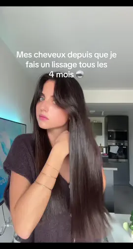 Contrairement aux idées reçues le lissage n’abîme pas les cheveux s’il est bien fait ! Je fais des lissages brésiliens tous les 4 mois depuis bientôt 4 ans et je n’ai jamais eu de si beaux cheveux de toute ma vie ! 🪩 Longs, épais et doux ☁️ Plus de chaleur, seulement un coup de sèche cheveux après la douche 🚿 Foncez les filles 🤍 #hairtok #lissagebresilien #lissage #lissagemontpellier #montpellier 