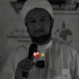Salaada waa nuur 🤍💫  #sheekh_xusen_cali_jabuti #اللهم_صل_وسلم_على_نبينا_محمد #fyb 
