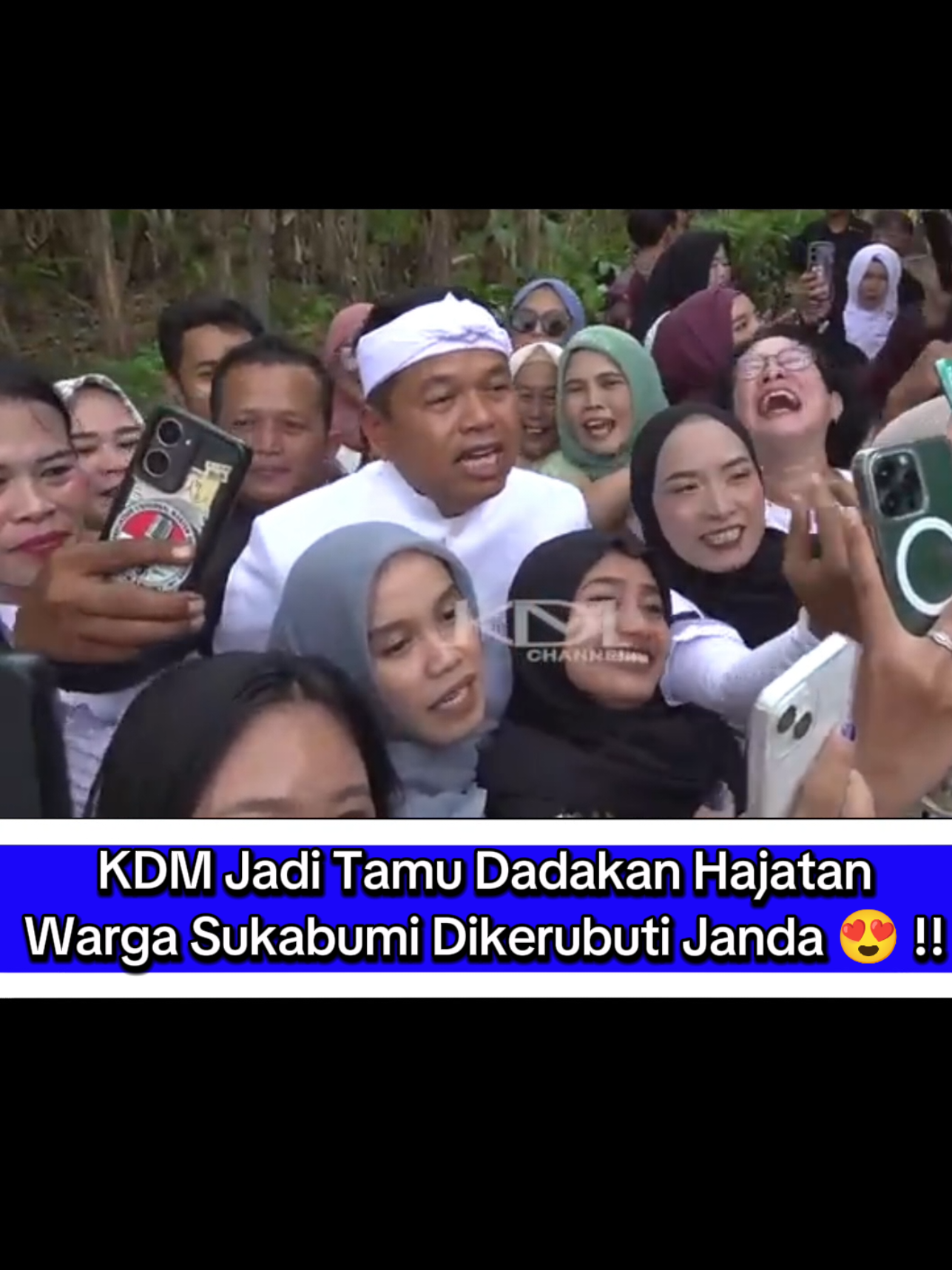 KDM jadi tamu hajatan warga Sukabumi Tan[pa di undang dikerubuti janda-janda !!😍  #kangdedimulyadi #dedimulyadi #bapakaing #ayabapakaing  sc . : YT KDM CHANEL