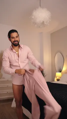 How much of a MAN do you have to be to wear pink? A tailored shirt in Egyptian cotton not just worn, but felt. High waisted trousers with side buttons and adjusters, because the perfect fit is never an accident. Suede loafers with tassels, a classic touch reimagined. A blazer with a bold peak lapel, proving presence lives in the details. A vintage Japanese watch, because time itself is style. An exclusive Arabian fragrance, leaving a trail impossible to forget. And sunglasses the finishing touch to a look that doesn’t ask for permission: it redefines pink as a symbol of masculine power. #suitstyle #grwm #asmr #mensfashion #menwithclass 