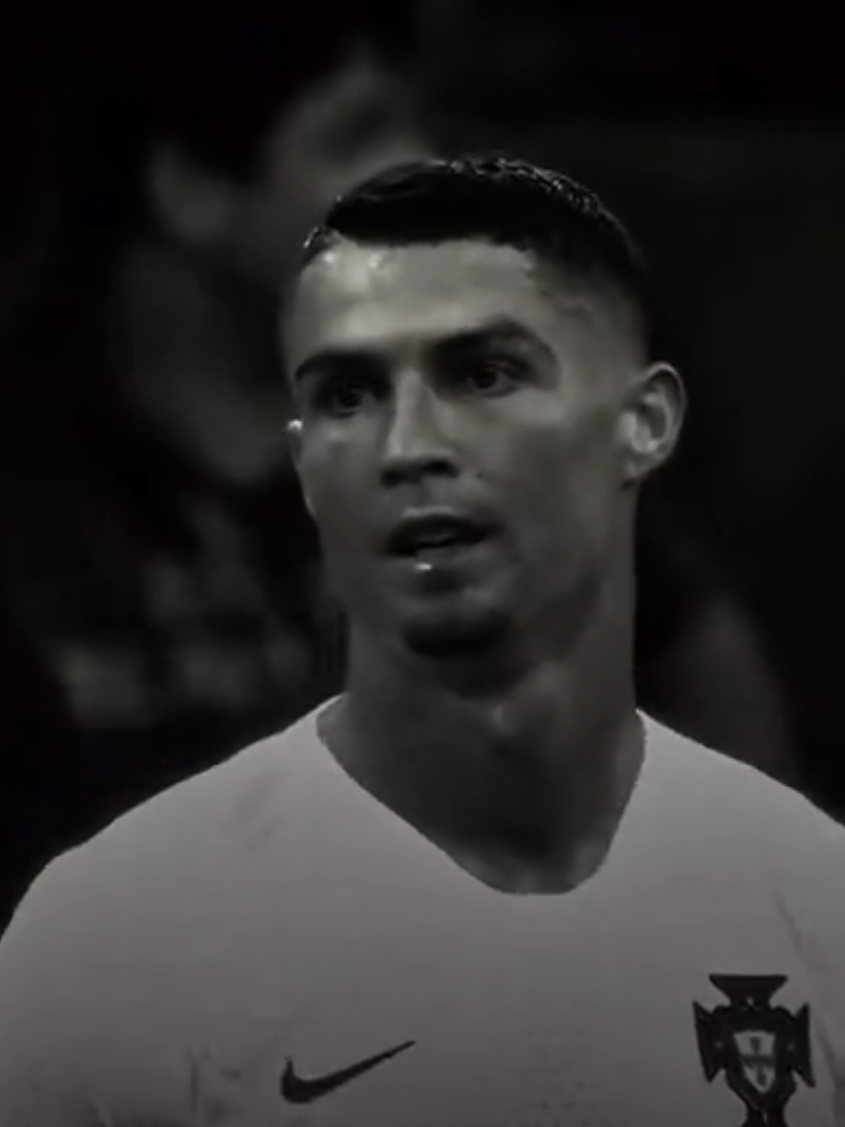 💔!!..من ئیتر حاڵم خراپە #cristianoronaldo 