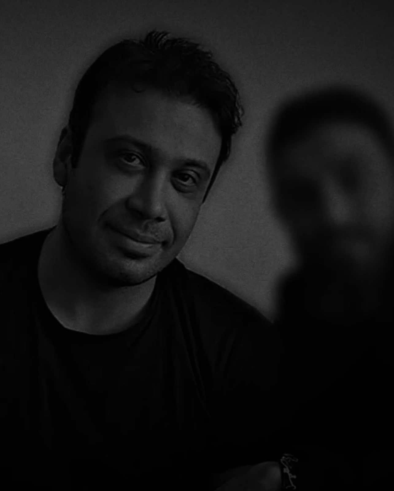 لە تەنهاییەکی زۆر قەرەباڵغدا دەژیم .. #iran #chavoshi #mohsenchavoshiمحسن_چاوشی #fypage #actives? 