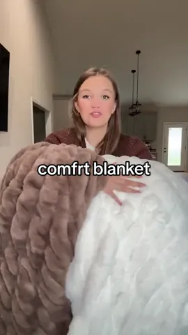 comfrt dreamer blanket🤎🧺🧸🧦 #comfrtdreamerblanket #dreamerblanket #comfrt #weightedblanket #blanket 