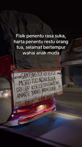 Nek ora rai yo ekonomi kangg 🍌🤣