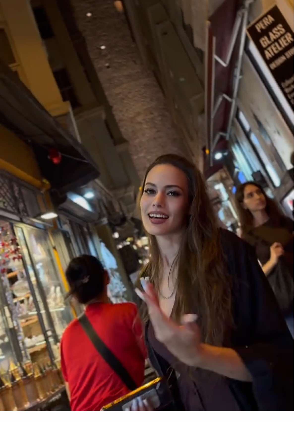 Светишься изнутри♥️ #suetnaya_music #мустаева #музыка2025 #Футажи #music #август #music2025 #suetnaya #популярное #любовь❤ #fyp #трекикоторыеищут #влюбленность #рекомендации #море 