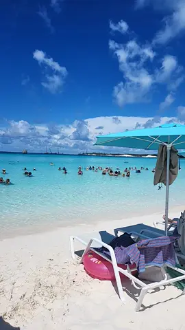Half moon cay Bahamas 🇧🇸🛳🚢 #cruisetok #fyp #bahamas #carnivalcruise #foryou 