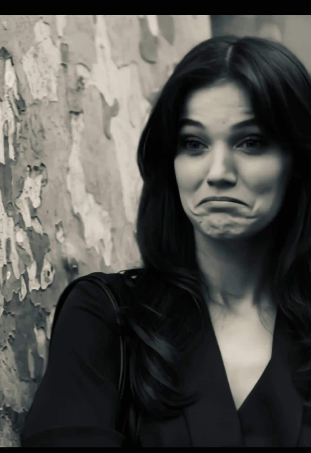 الشاشة تفتقدها و بشدة 😔 #جيلين #القضاء #yargı #ceylinerguvan #foryoupage 