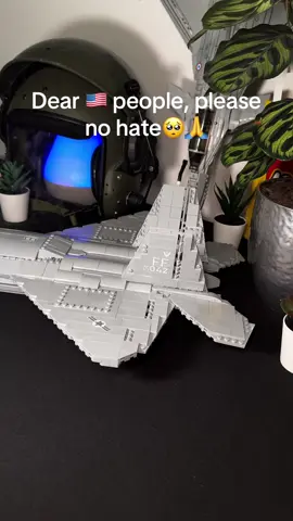 Would definitely grab this model for Christmas😮‍💨 #toys #Legomilitary #aviation #usaf #usarmy 