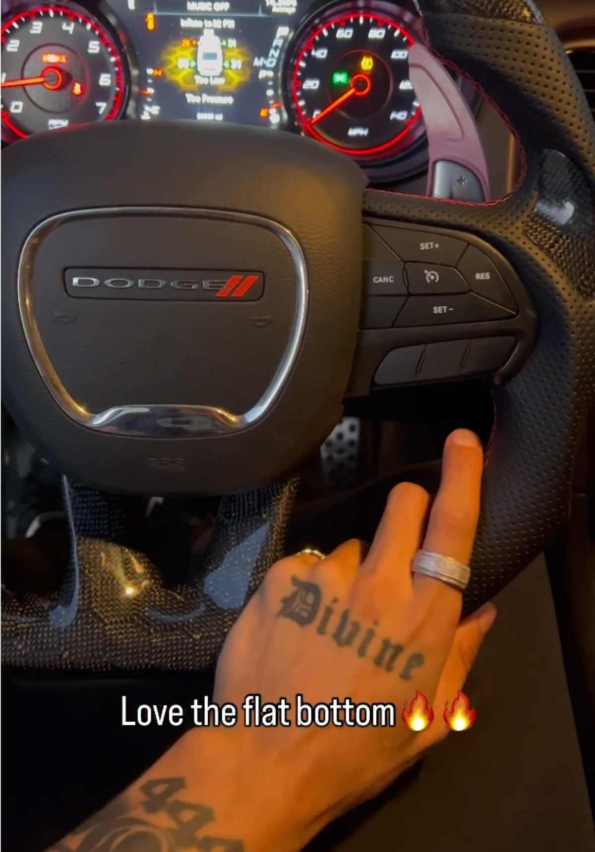 Carbon fiber, honey comb steering wheel 😮‍💨🔥 by @kustom_interior gives the car a whole new feels  If you enjoy black car content shoot me a follow that’s all I post for y’all🫱🏽‍🫲🏼🏴‍☠️  ——————- -Hashtag: #Darkfleet 🖤🏴‍☠️ ——————-🏴‍☠️ ——————-🏴‍☠️ ——————-🏴‍☠️ #dodge #charger #mopar #carbonfiber  
