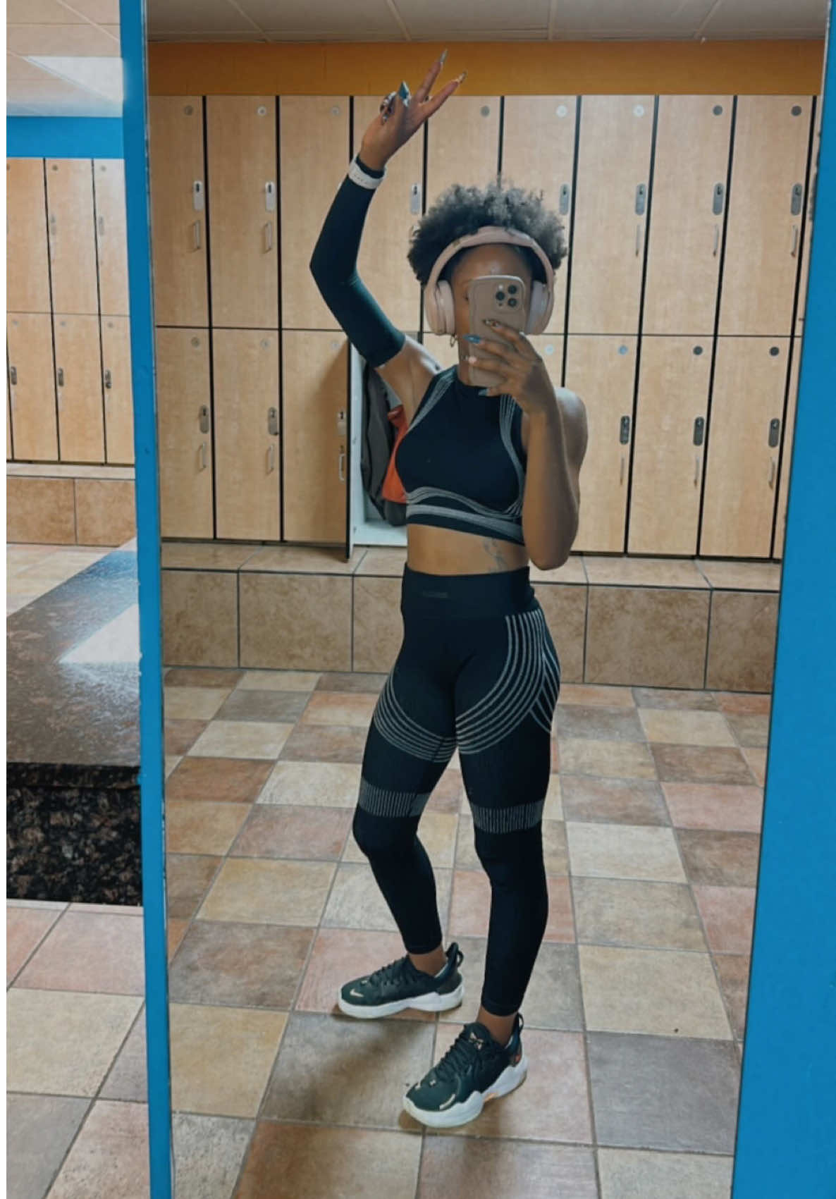 #glowingskin #gymgirls #GymTok #skintok #SkinCare101 