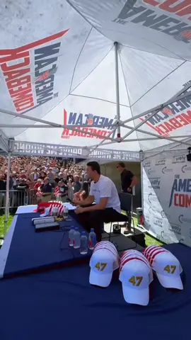 #duet with @The Charlie Kirk Show #CharlieKirk #Shooting #BreakingNews #fyp 