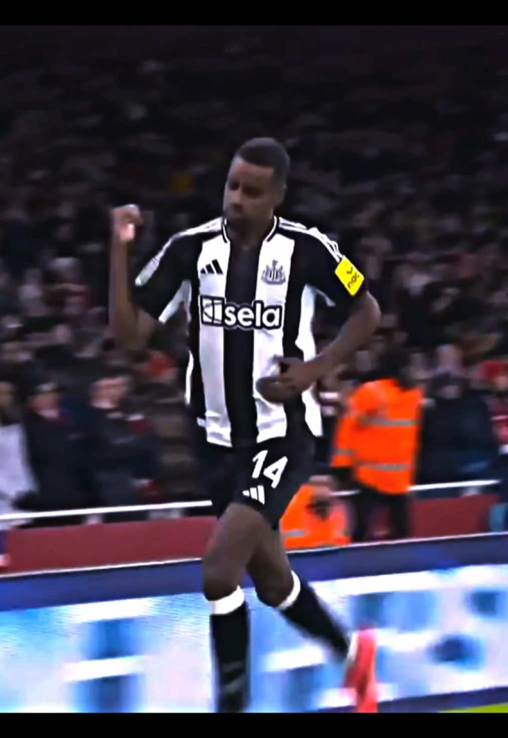 Gimme gimme a striker from Sweden | #fyp #liverpoolfc #alexanderisak #isak 