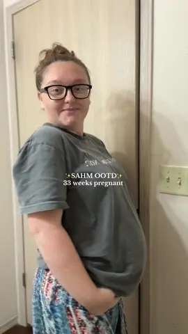 #OOTD #33weekspregnant #momcreator #momtent #pregnancy 