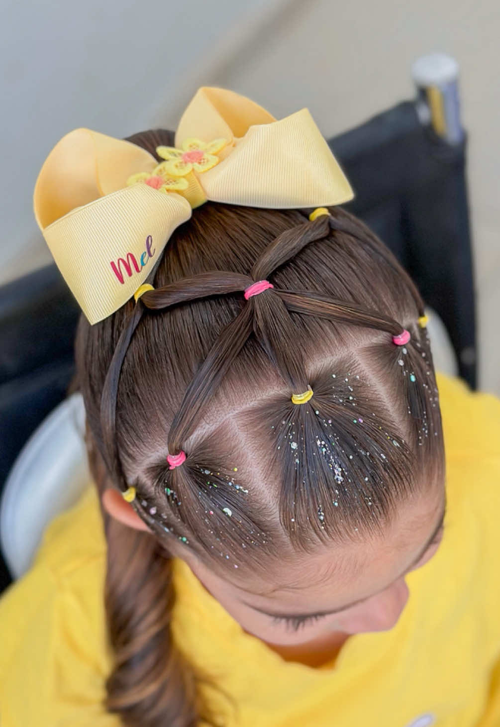 Penteado de criança infantil 🎀 Gostaram ?  . . . . . #penteadoinfantil #maedemenina #peinados #maternidade #penteadosfaceis 