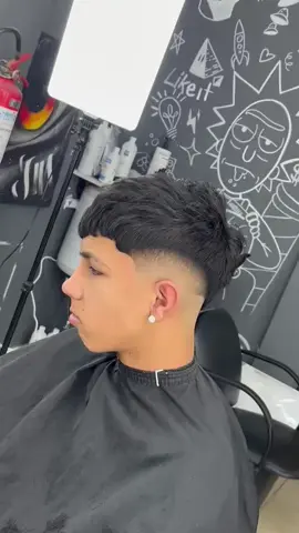 Cambio de look para @Milo J gracias por la confianza!! 😂 #barberia #humor #paratii #miloj #montevideo 