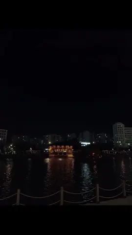 Sen de benim gibi gerçekleri görüyorsun  . . #sezenaksu #biliyorsun  #fypシ #lyrics #keşfetteyizzz 