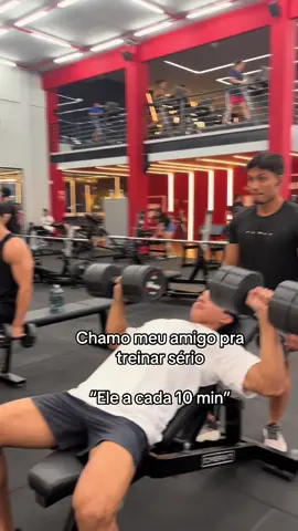 Marca teu amigo aí 🤣🤣 #fy #humor #amigos #GymTok 