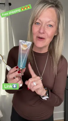 We love this toothpaste #ifyouknowyouknow #tiktokshopcreatorpicks #TIKTOKSHOPMADEYOUSHOP 