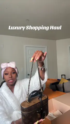 how do you explain this to a man 🥹🥰🥰 #richgirltiktok #shoppingvlog #luxuryunboxing 