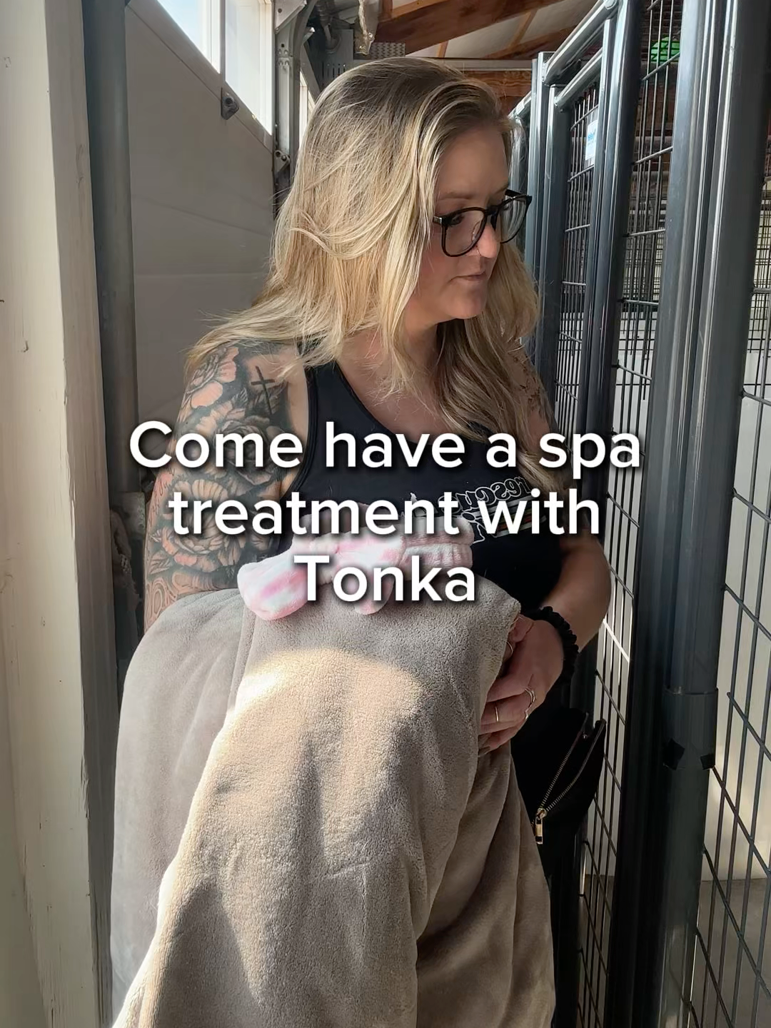 🛁✨ Spa Day with Tonka! ✨🛁 After his long morning walk, Tonka’s self-care didn’t stop there—we decided to extend it into a full-blown spa experience (which, let’s be honest, was only lightly chaotic 😂). This sweet boy rocked his pink bow with pride, enjoyed plenty of treats, and made sure he was a willing participant every step of the way. From a relaxing massage to a little gua sha session, Tonka truly got the royal treatment. By the end, he was so relaxed he probably would have stayed there all day! 💕 Dogs like Tonka deserve to feel this safe, pampered, and loved. To help us continue giving dogs their well-earned “royal treatment,” visit our website to see how you can make a difference! 🐾 #SpaDay  #SelfCareForDogs #RescueDogLove #AdoptDontShop #Colorado #DogRescue#puppymillsurvivor #puppymillrescue #nmdr #shelterdogs