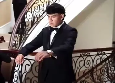 🤵🏻‍♂️🎻💔☔️…