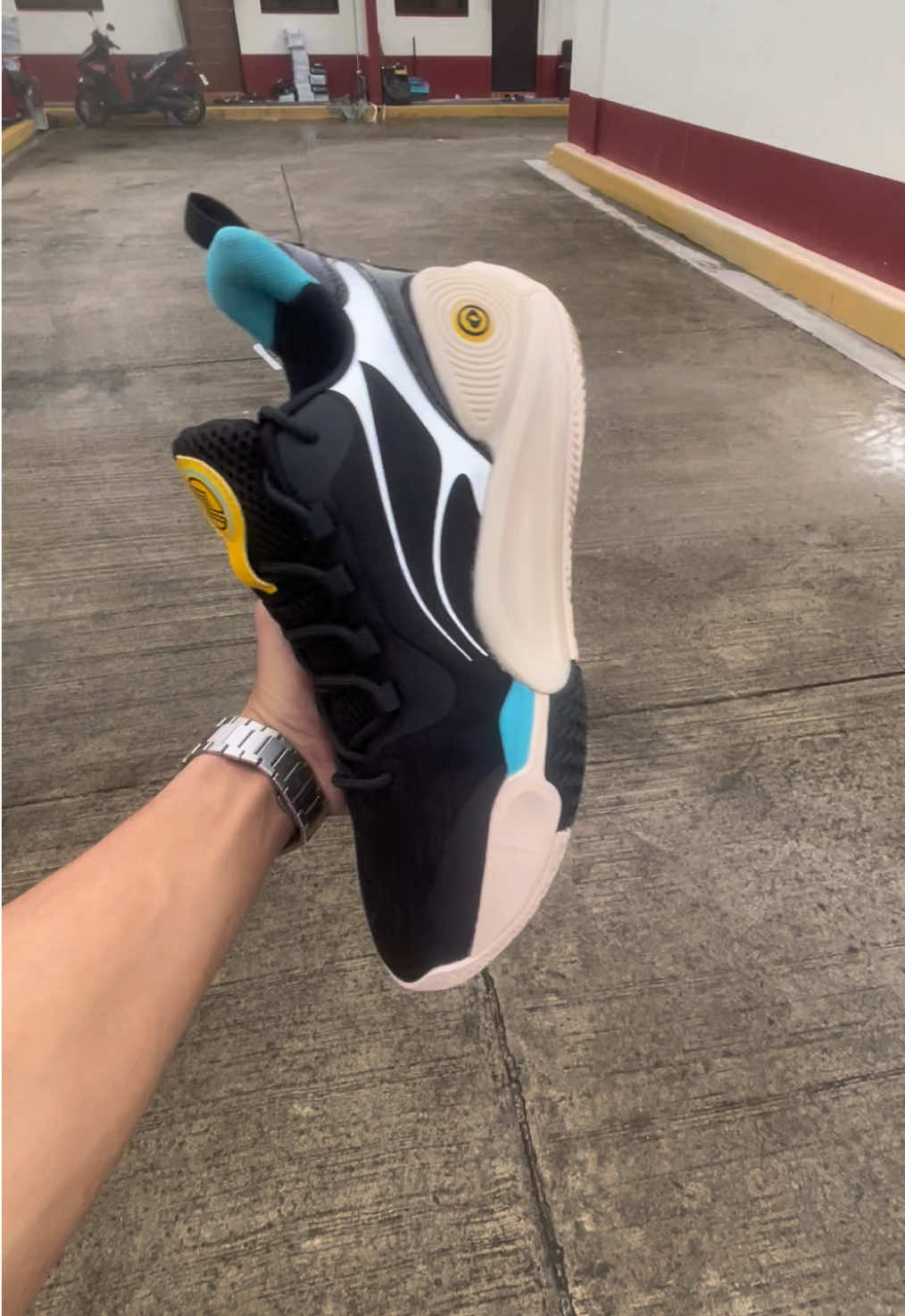 Good day mga boss idol available na si ating Kevon Looney for 4 Colorway#checkyellowbasket 