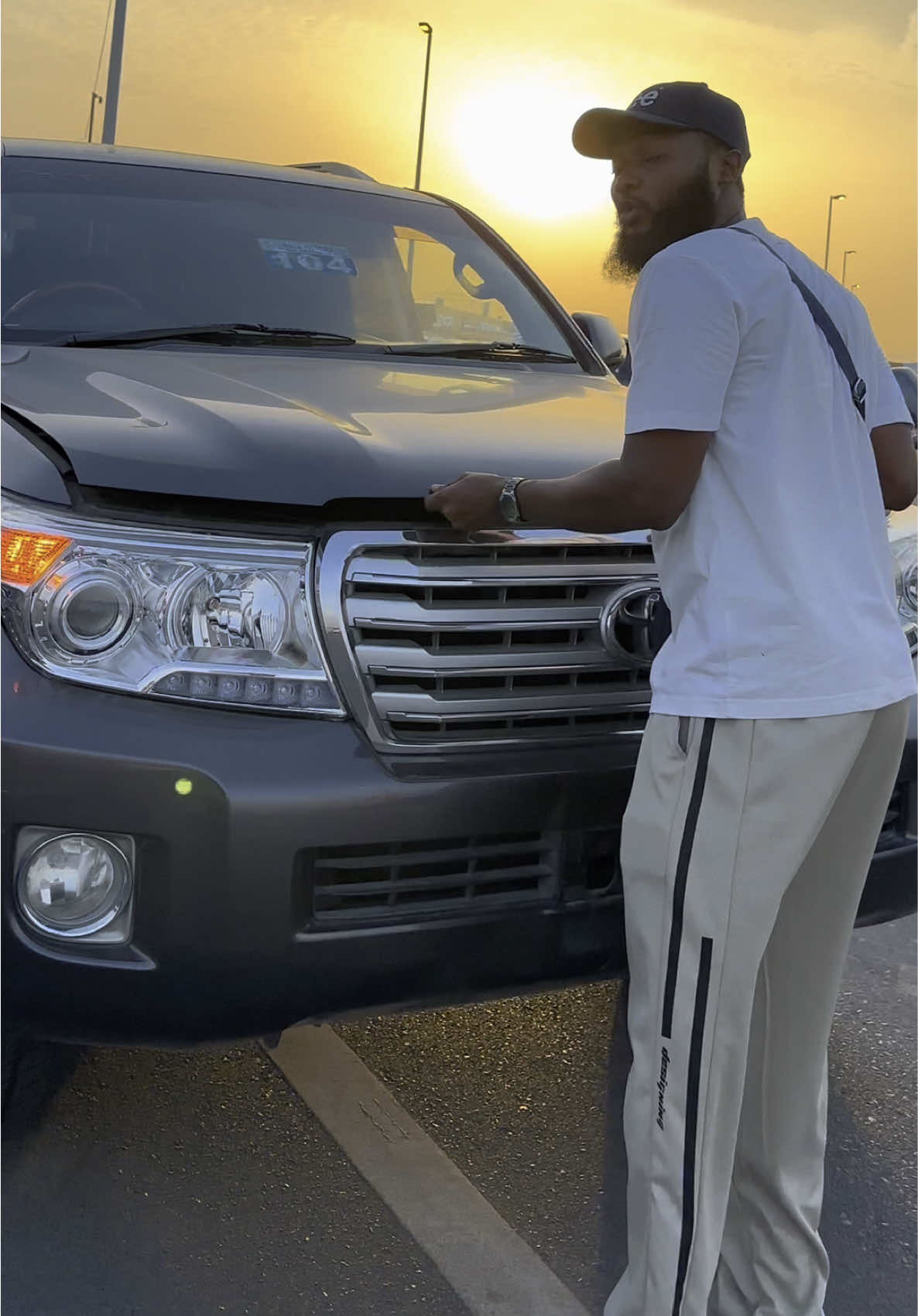 Price : Tsh 45.700.000/=. Toyota Land Cruiser V8 Model 2012, Original Mileage 8535km, Engine Capacity 4600cc, android music system, electric seats, heated seats, steering options, crawl control option, side mirror winkers, Very Clean, Perfect Condition WhatsApp & Call +255621531998 #tanzaniatiktok #zanzibartiktok #fyppppppppppppppppppppppp #funnyvideo #viraltiktok #daressalaam🇹🇿 #kenyantiktok🇰🇪 #zanzibar 