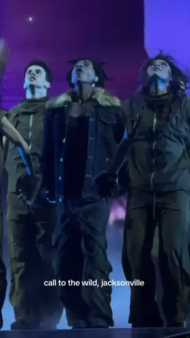 okay hips don't lie #dzworldscollidetour #descendants #dararenee #joshuacolley #mekonnenknife @dararenee @Mk🇪🇹 @Joshua Colley 