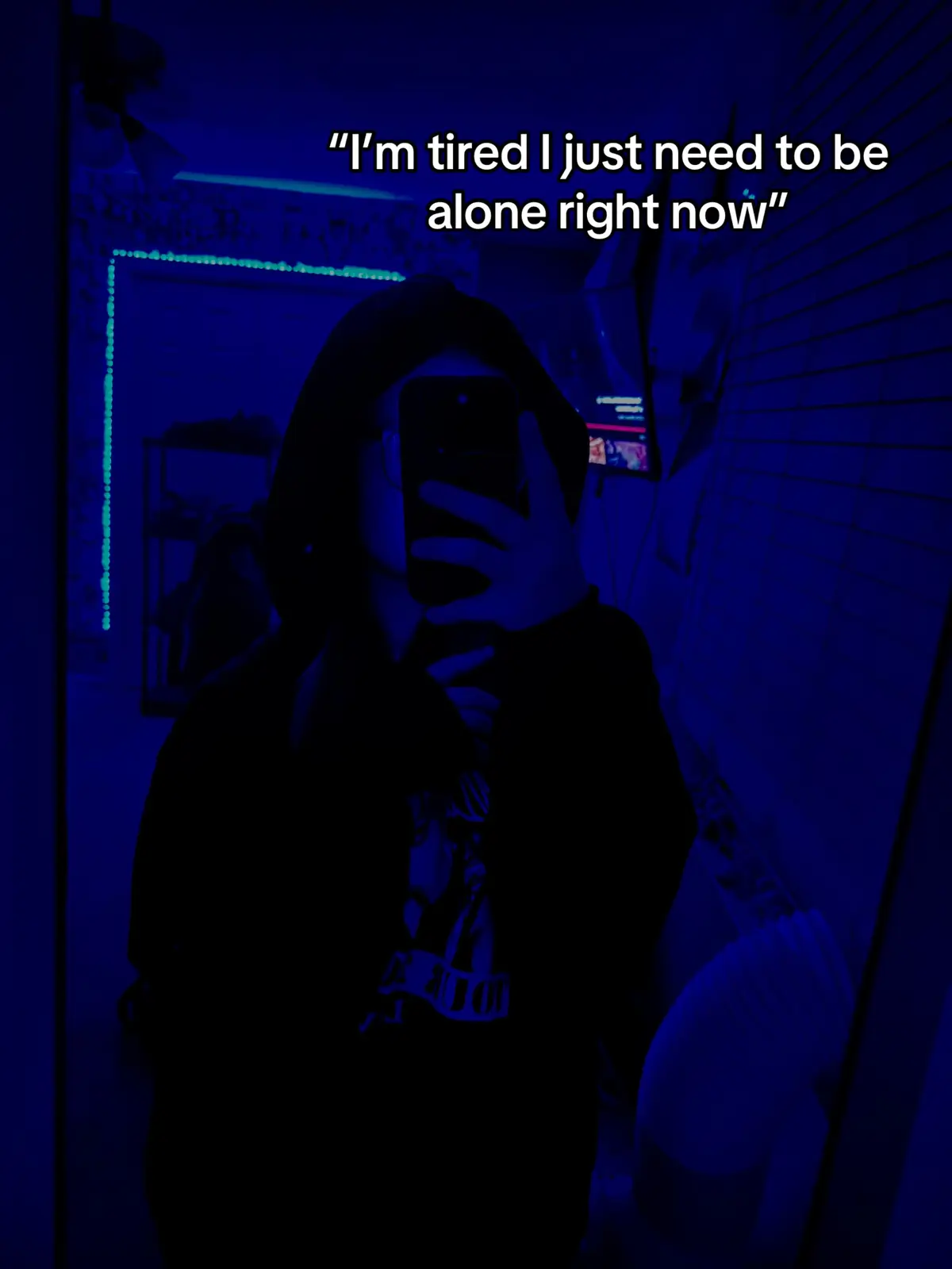 I’d rather be alone stuck with my mind than with people who’s just going to be fake to me. #MentalHealth #mhawareness #bpd #fyp #depresion 