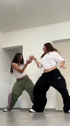 revivimos coreo con la Colo ♥️ @agus #parati #nenemalo #pyf #trend #bailanrochasychetas 