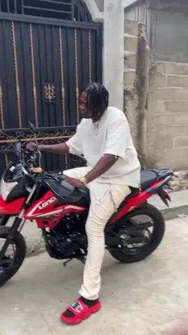 😂😂😂😂#tiktokfunny #tiktokshop #rooden04 @🤠DJWED LA🦂💚💚 @Wandjy la viraj🤣✅ @Rodlinlf-funny videos🇭🇹🇬🇭✅ @yvnelson 12 🤣 fanny video @kiktok.loveson100k @Sadjay 😂✅ doktè a @LEY_G😂ELÈV LA 