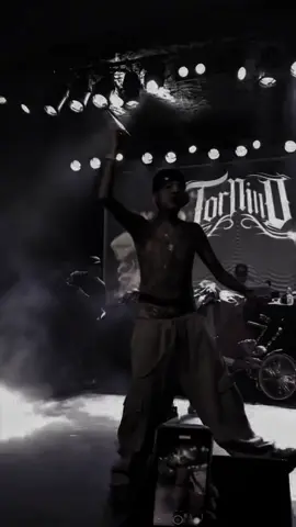 Unos dicen que fue suerte 🍀 yo digo que fue el destino @ᴵᴹ𝐀𝕝ϵx⇜𝑽ᵋₗₗz🥷🏻👑 sigan Ami bro  😎🔥 #infierno #estilofino🖤💨 #tornillovazquez #tornillo_conciertos 