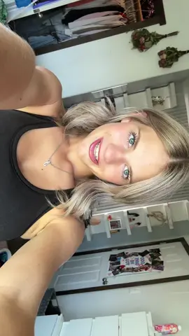 #lipsync #hot #blondehair #pleasepleaseplease 