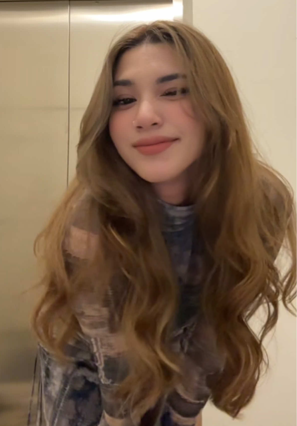 Ive no patner to join this trend so syok sendiri jela ek wekkk