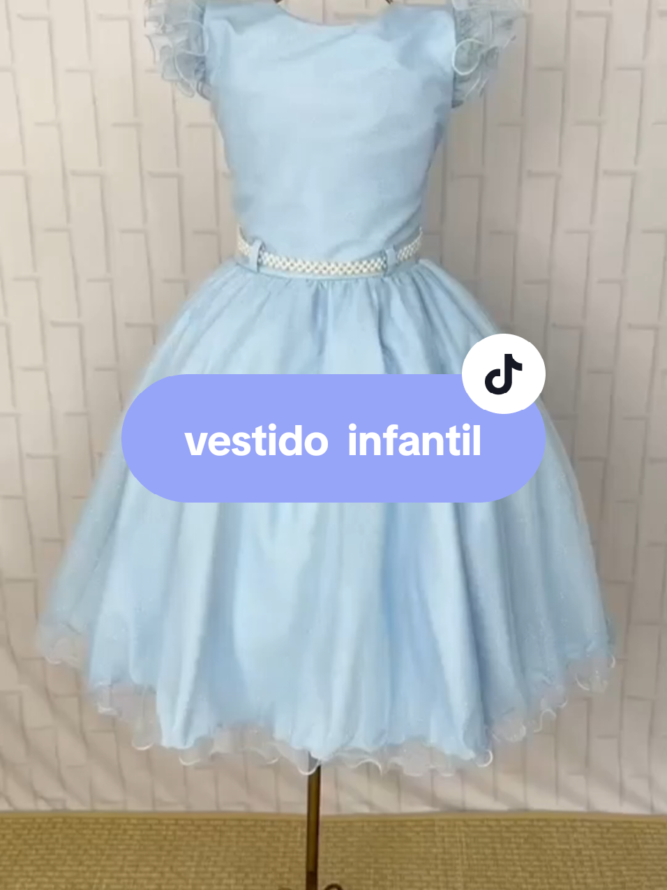 Vestido Glitter Azul Claro Manga Godê De Festa Infantil Rodado #vestidoinfantil #vestidodefesta #vestido formatura bem princesa 