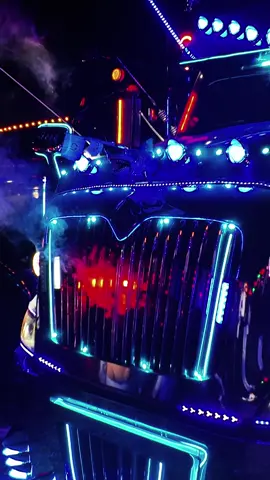 @monstruos del asfalto VIP @MONARCA 🐬 #guatemala🇬🇹 #xelafer #chapines502🇬🇹 #502🇬🇹 #osmopocket3 